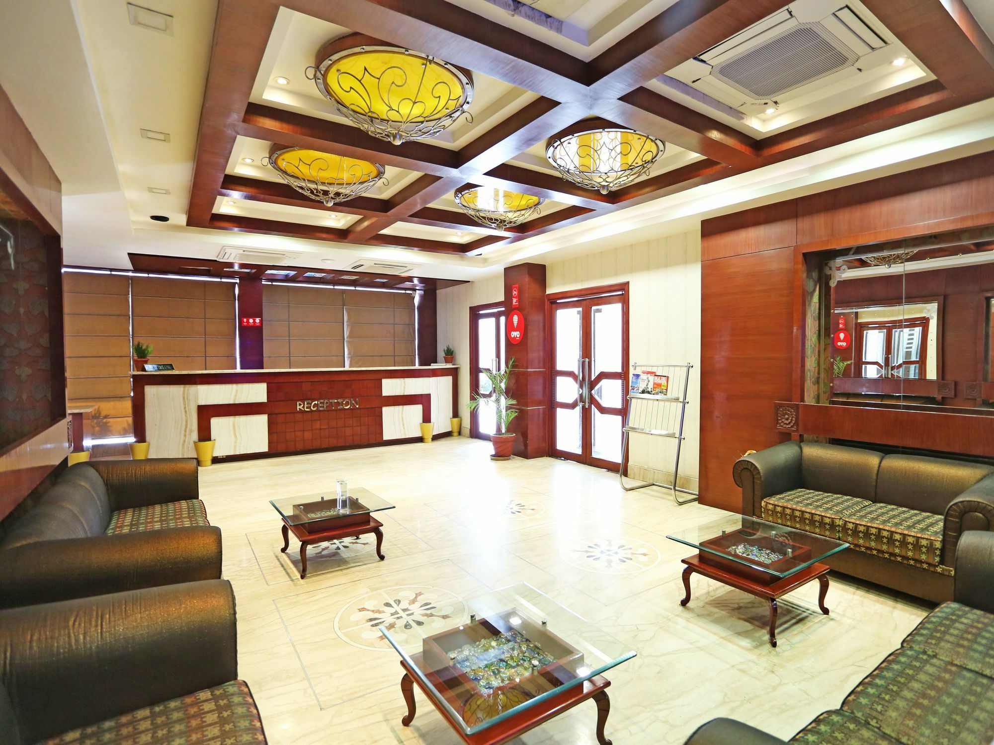 Oyo 2054 New Hotel Broadway 바라나시 외부 사진