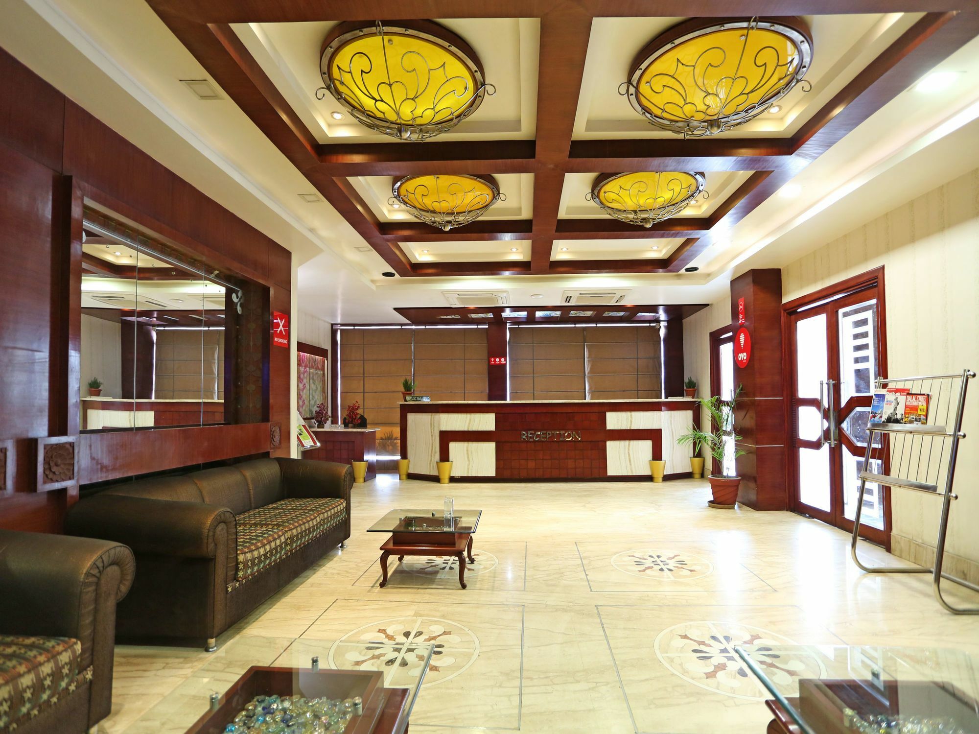 Oyo 2054 New Hotel Broadway 바라나시 외부 사진