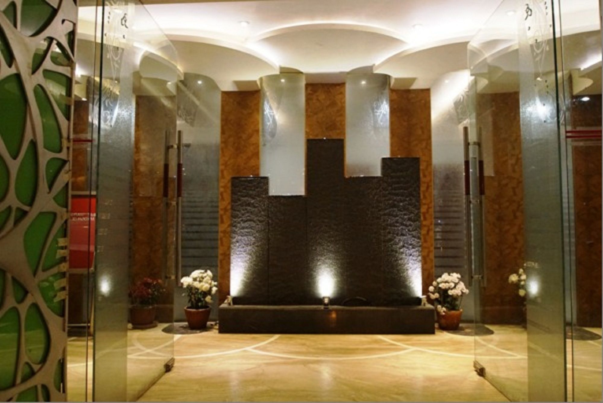 Oyo 2054 New Hotel Broadway 바라나시 외부 사진