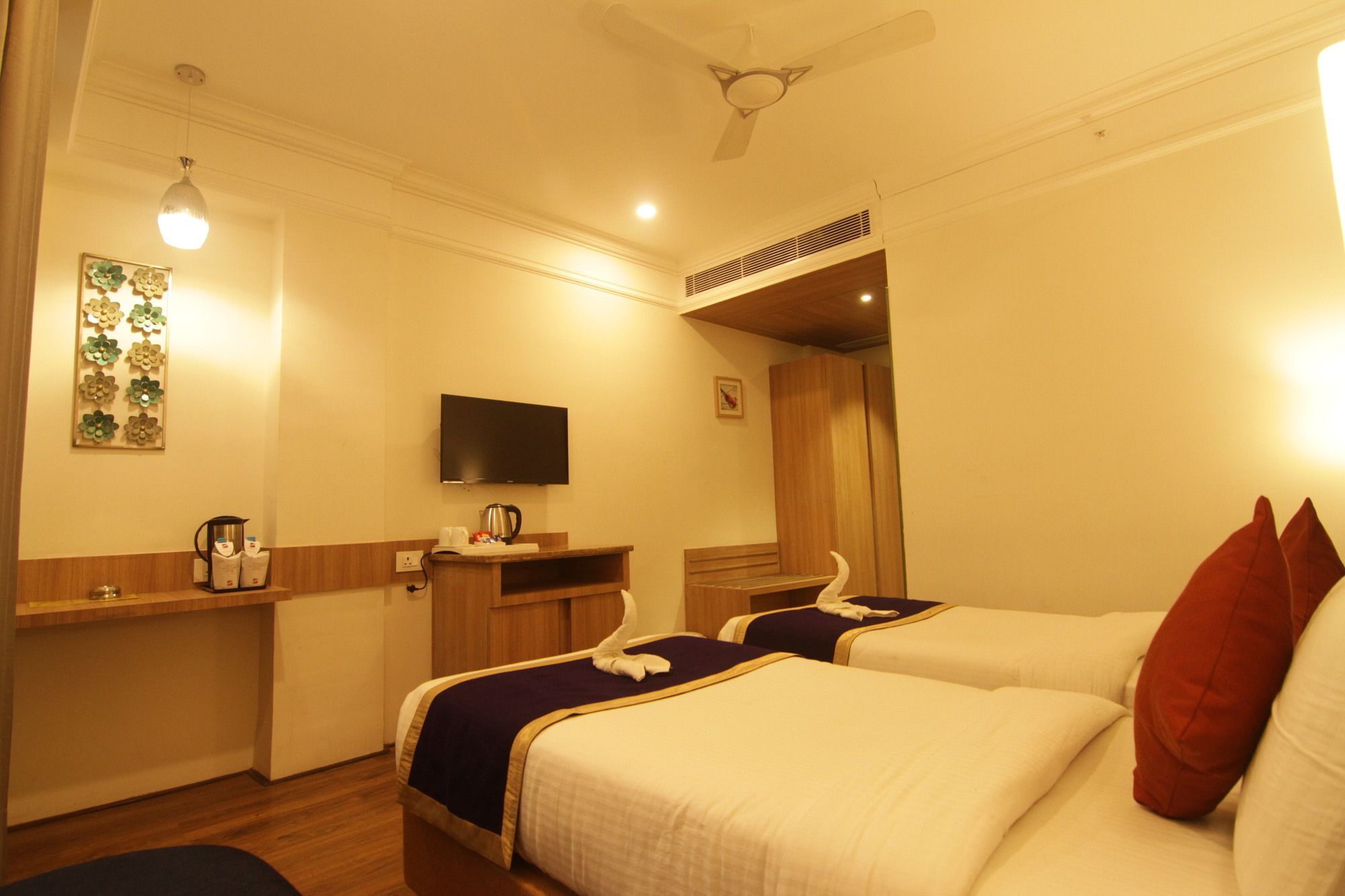 Oyo 2054 New Hotel Broadway 바라나시 외부 사진